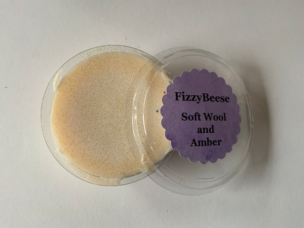 Soft Wool and Amber Wax Melt Segment Pot