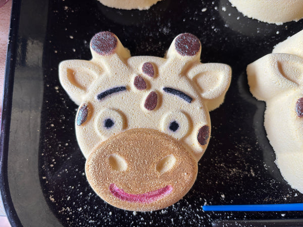 Gerry the Giraffe Bath Bomb
