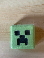 Creeper Bath Bomb